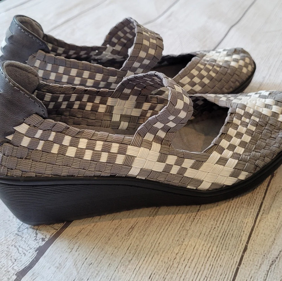 Bare Trap Ursula Gray White Weaved Mary Jane Comfort Wedge •Size 7.5• - Picture 2 of 8